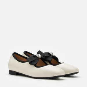 Camilla Diamante Bow Flats