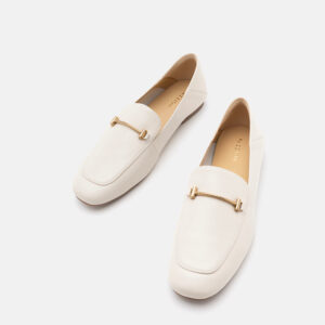 Arwen Classic Metal Buckle Leather Loafers